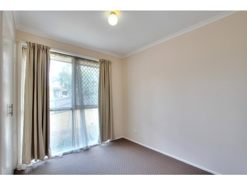 6 Eira Crescent, Edens Landing QLD 4207