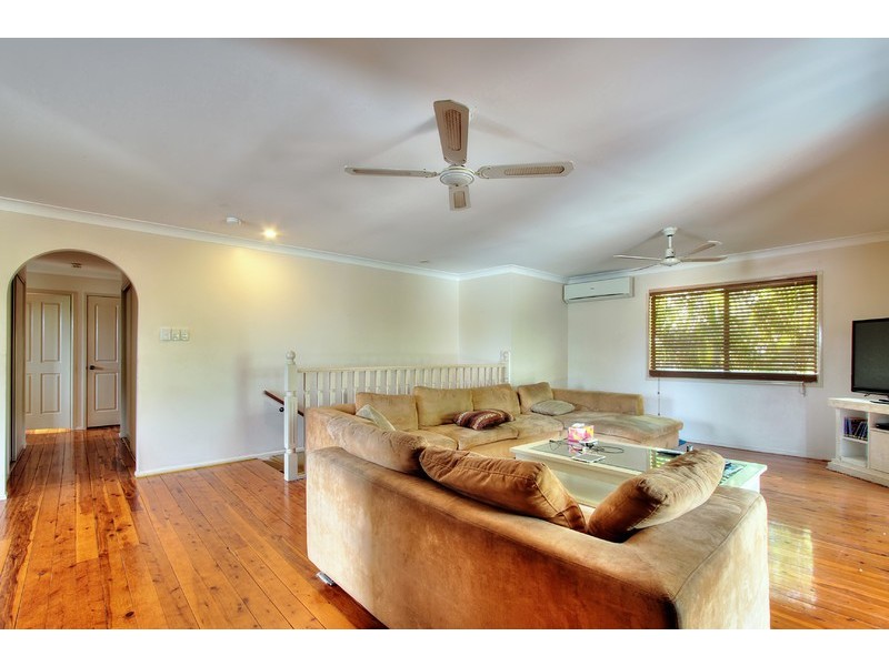 10 Lorimer Street, Springwood QLD 4127