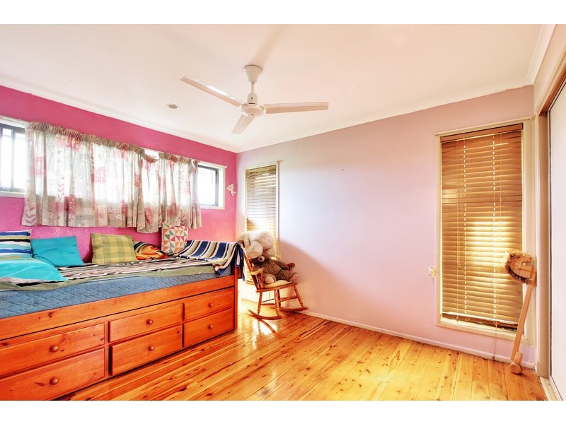 10 Lorimer Street, Springwood QLD 4127