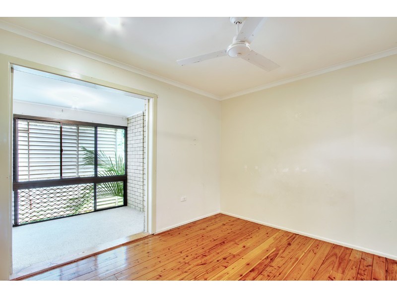 10 Lorimer Street, Springwood QLD 4127