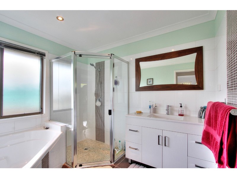 1 Eames Court, Springwood QLD 4127