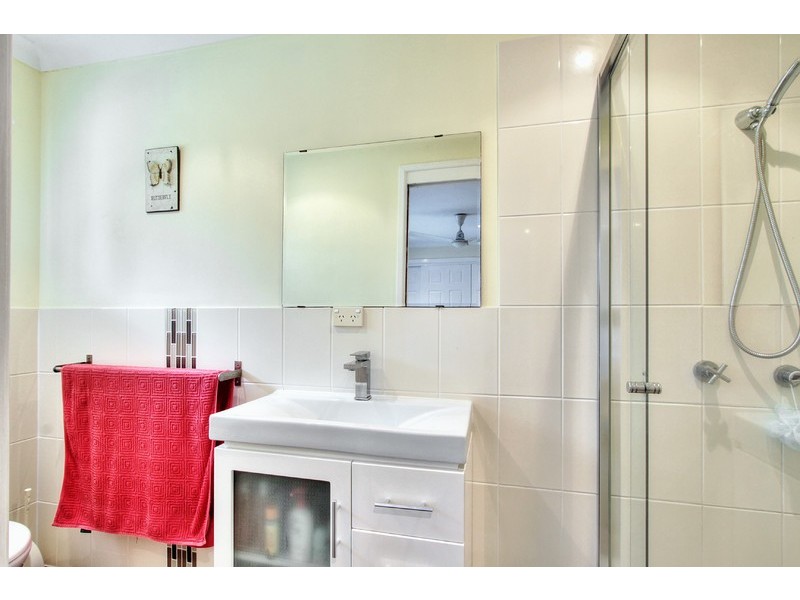 1 Eames Court, Springwood QLD 4127