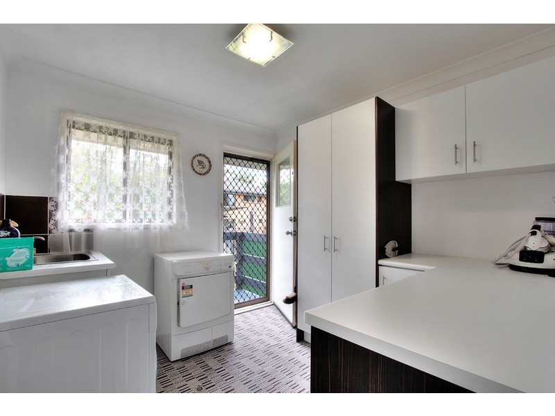 1 Eames Court, Springwood QLD 4127