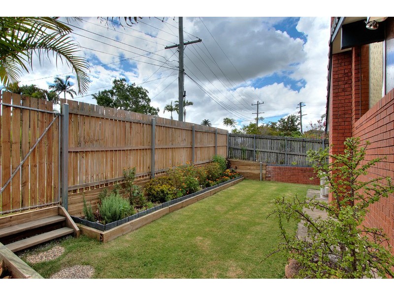 1 Eames Court, Springwood QLD 4127