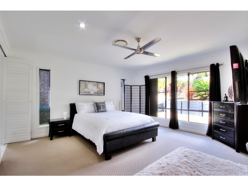 2 Hans Street, Upper Coomera QLD 4209