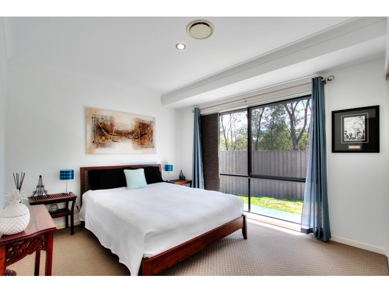 2 Hans Street, Upper Coomera QLD 4209