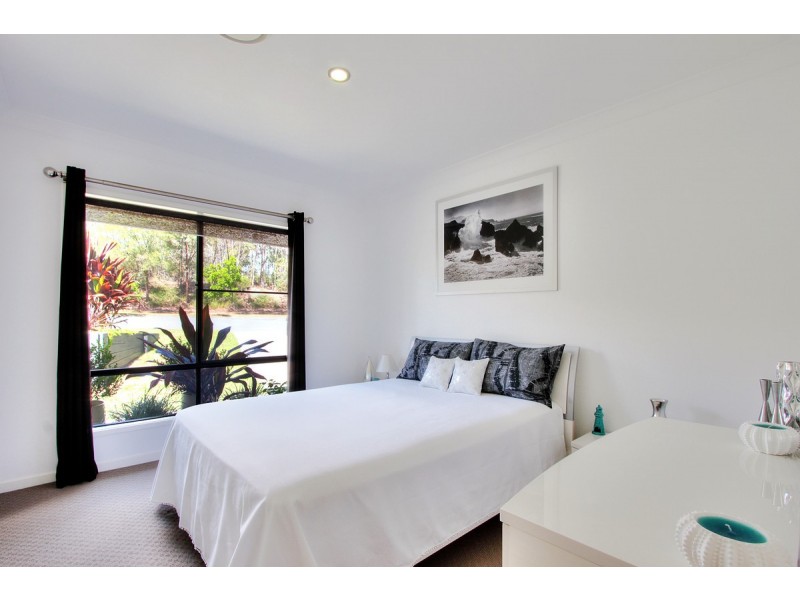 2 Hans Street, Upper Coomera QLD 4209