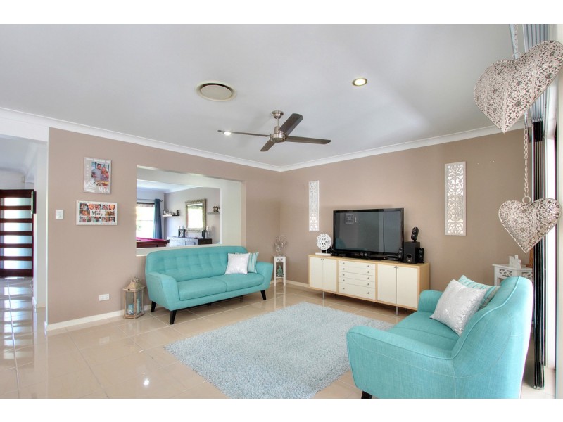 2 Hans Street, Upper Coomera QLD 4209