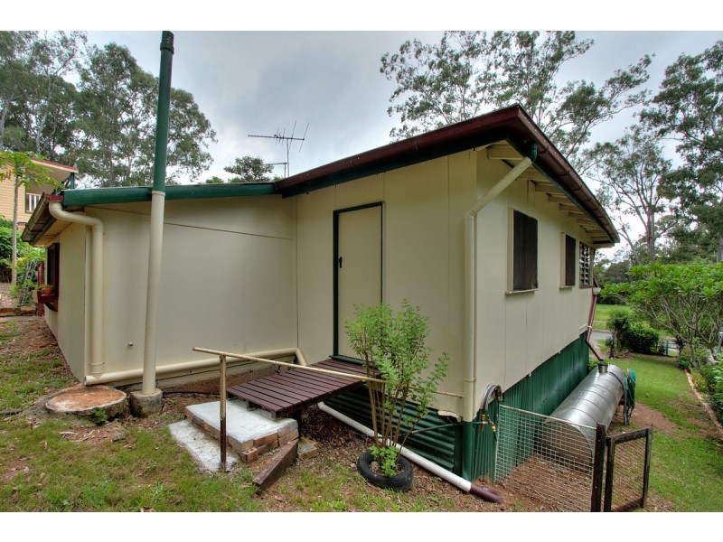 19 Murrays Road, Slacks Creek QLD 4127