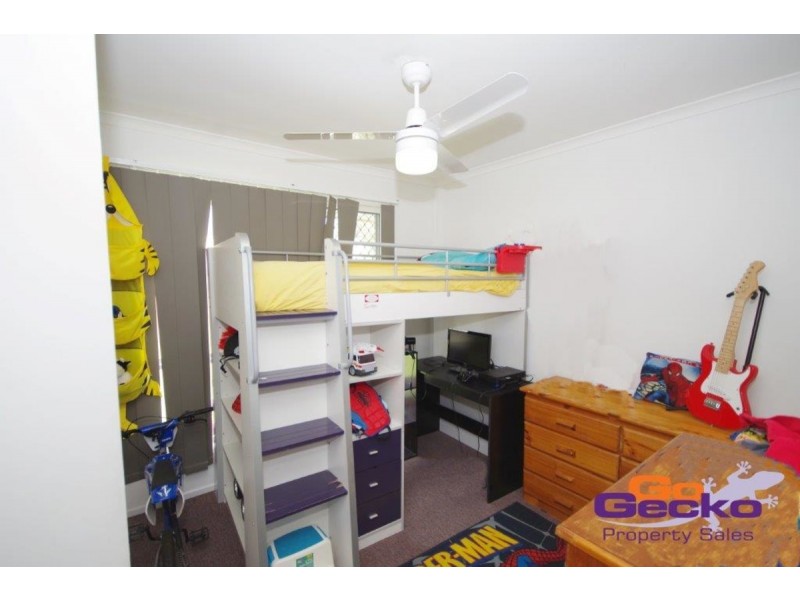 2/11 Broadfoot Drive, Goodna QLD 4300