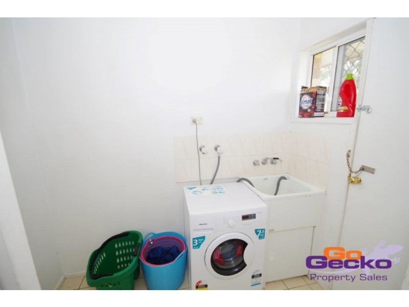 2/11 Broadfoot Drive, Goodna QLD 4300