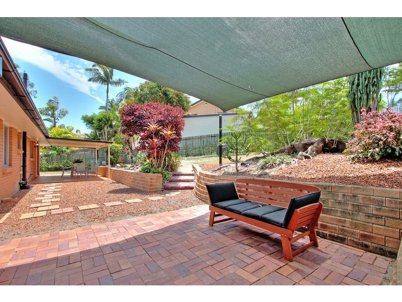 7 Juanita Grove, Springwood QLD 4127