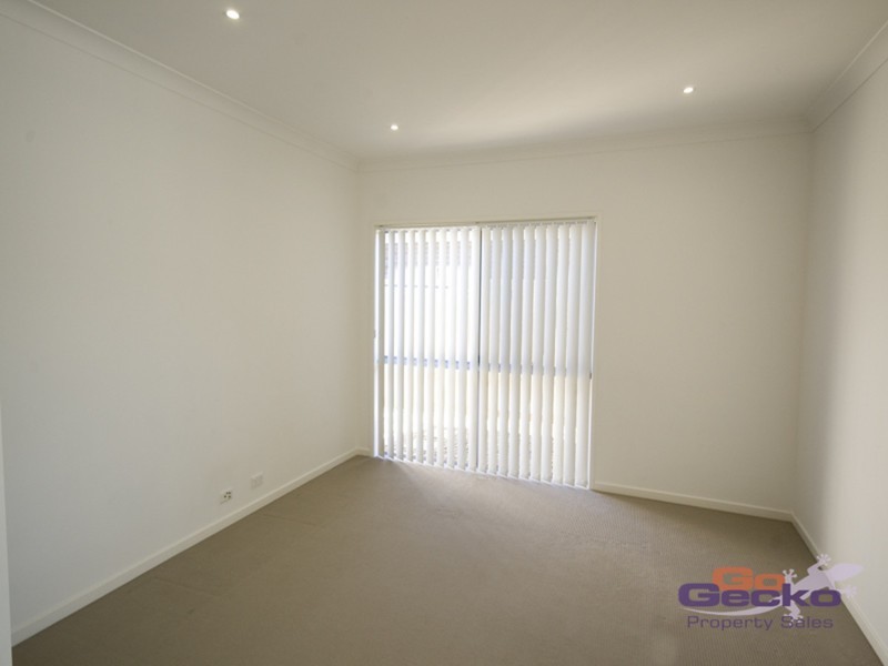 11 Francisca Drive, Augustine Heights QLD 4300