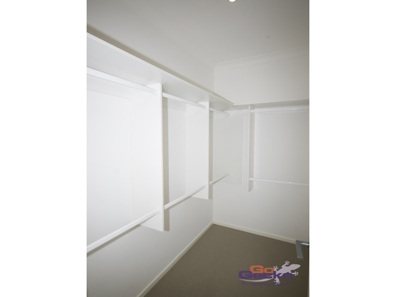 11 Francisca Drive, Augustine Heights QLD 4300