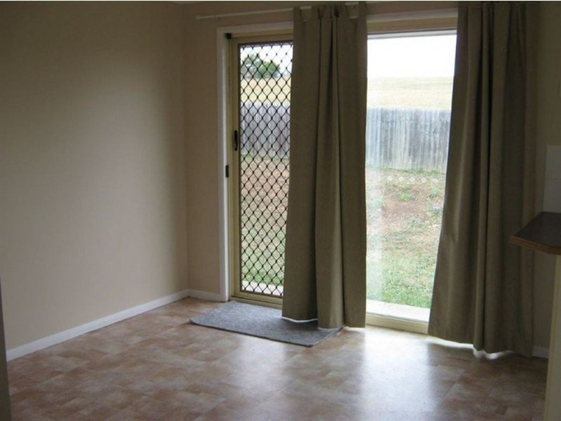 9 Eureka Court, Redbank Plains QLD 4301