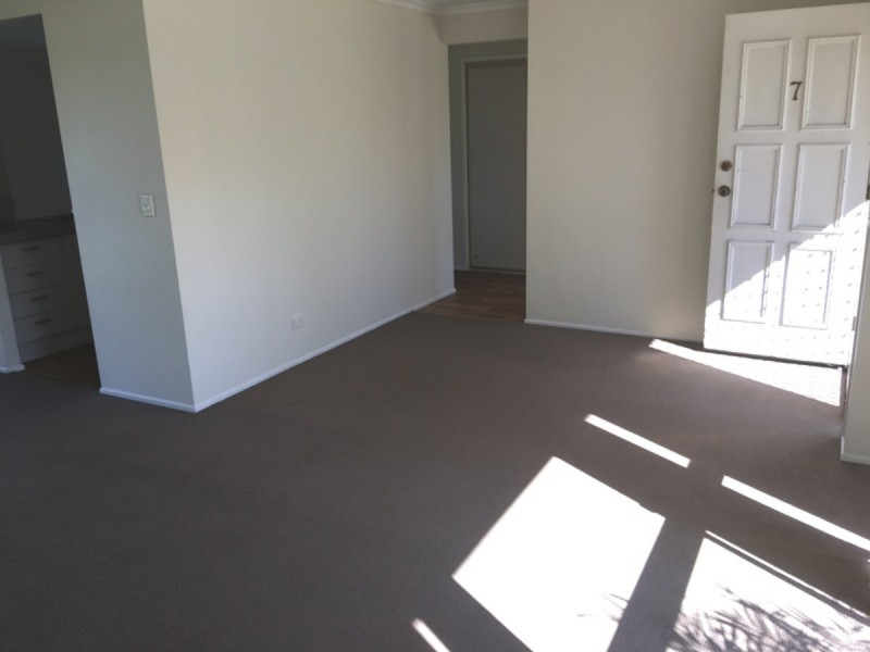 7 Perak Court, Tanah Merah QLD 4128