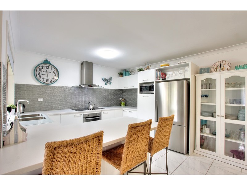 8 Telfer Street, Shailer Park QLD 4128