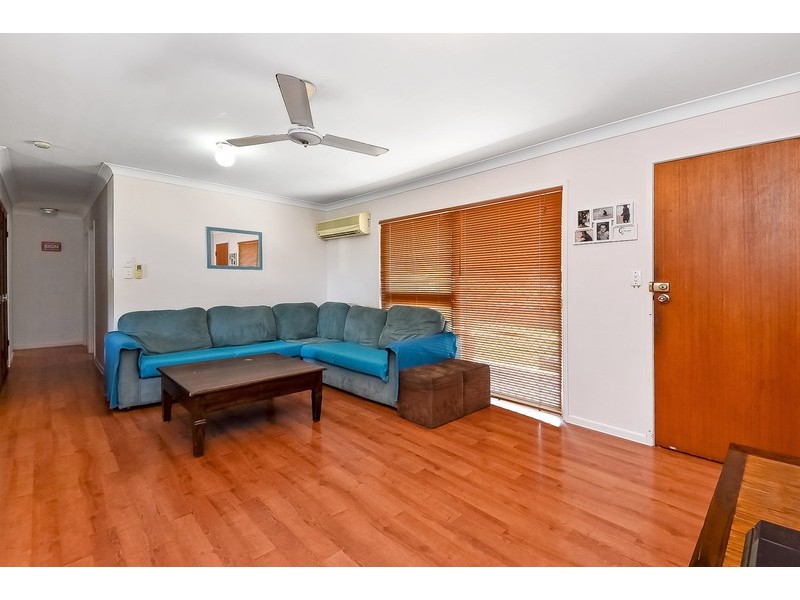10 Lauretta Avenue, Springwood QLD 4127