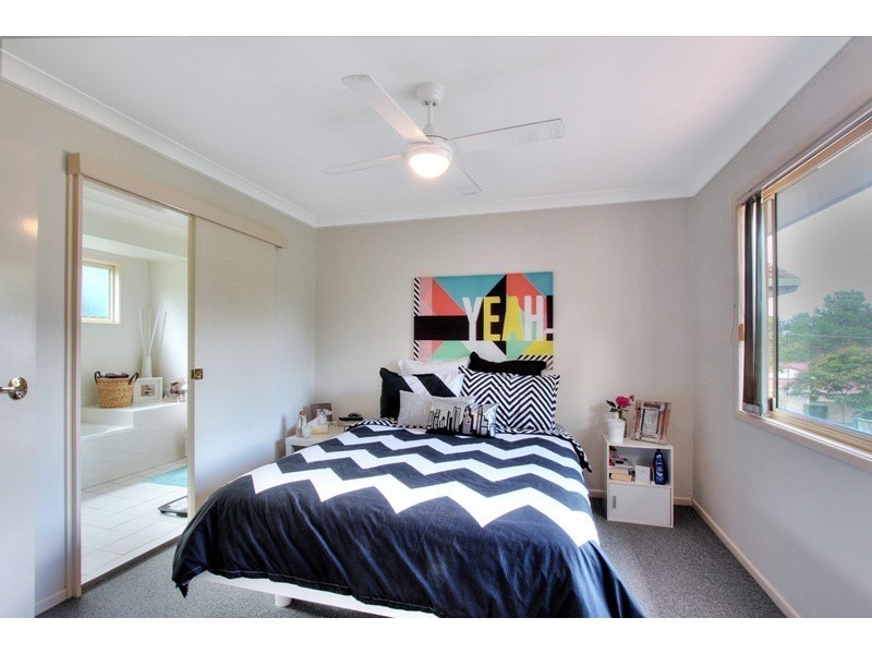 2/18 Daisy Hill Road, Daisy Hill QLD 4127