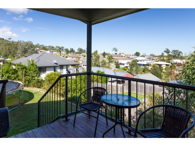 94 Outlook Drive, Waterford QLD 4133