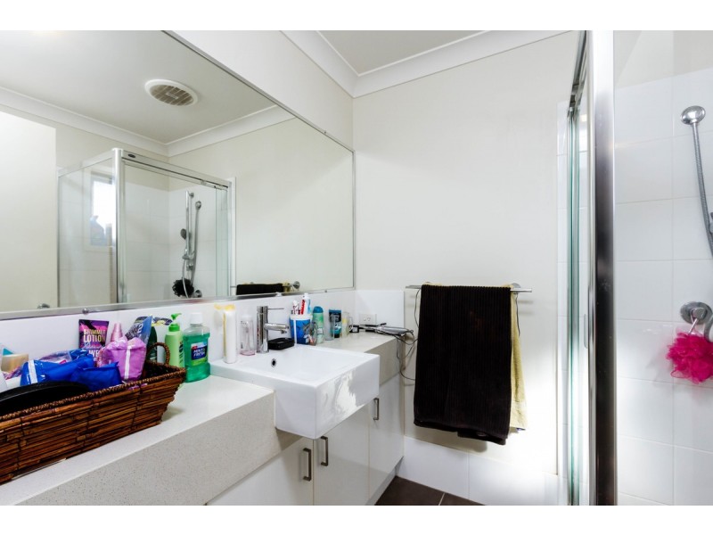 94 Outlook Drive, Waterford QLD 4133