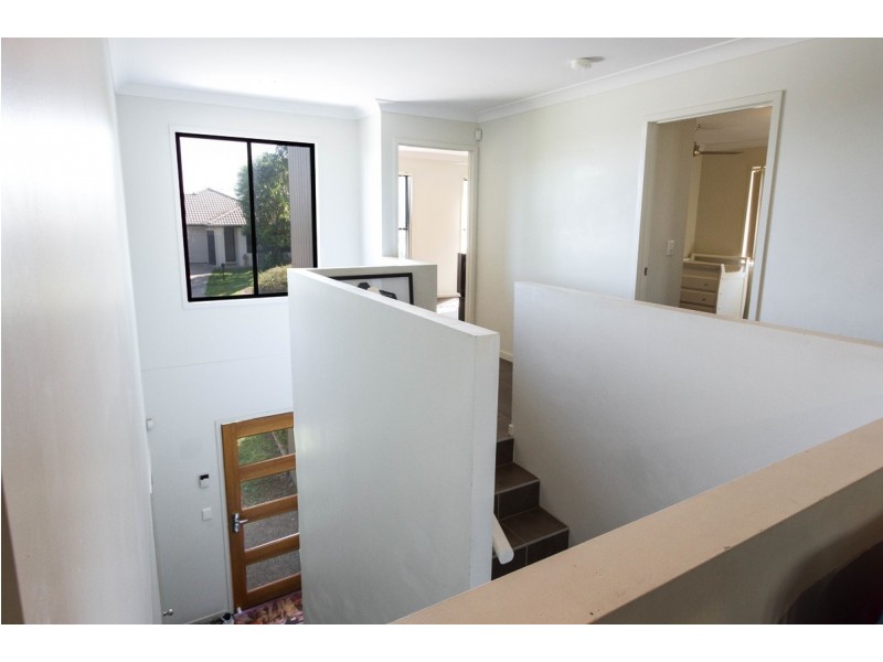 94 Outlook Drive, Waterford QLD 4133