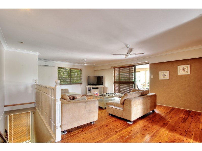 10 Lorimer Street, Springwood QLD 4127