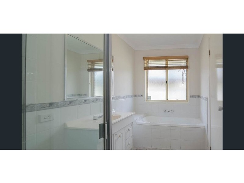 14 Cougal Close, Loganholme QLD 4129