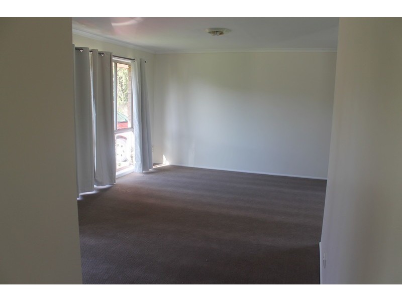 7 Perak Court, Tanah Merah QLD 4128