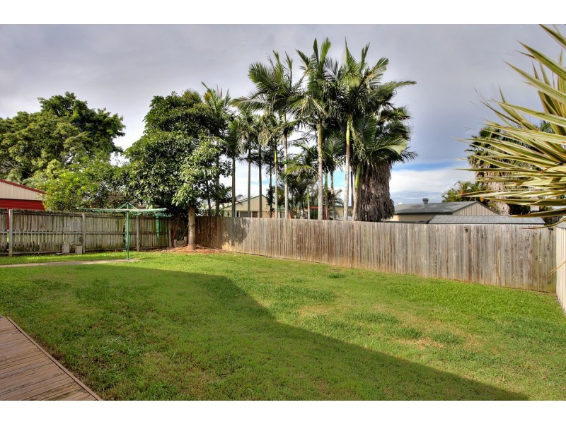 32 Tahan Crescent, Tanah Merah QLD 4128
