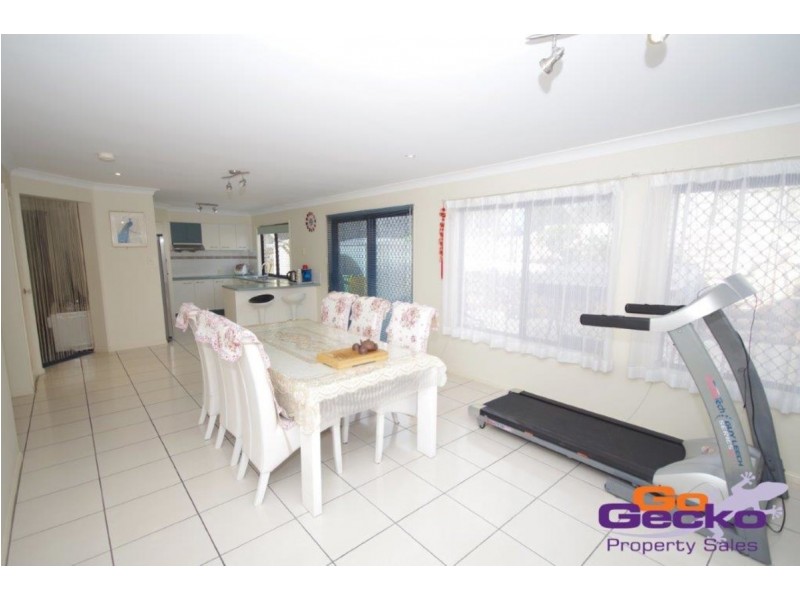 17 Greta Court, Camira QLD 4300