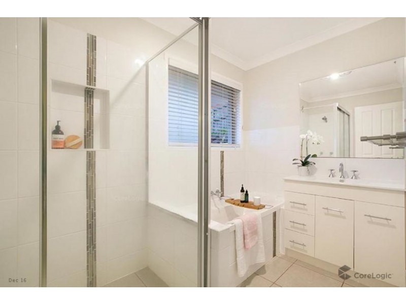 8 Sundar Crescent, Tanah Merah QLD 4128