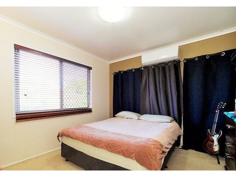 19 Kelvin Street, Woodridge QLD 4114