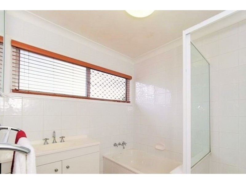 19 Kelvin Street, Woodridge QLD 4114