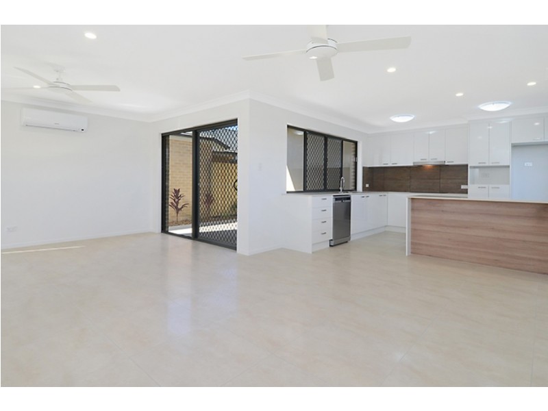 4 Chase Close, Underwood QLD 4119