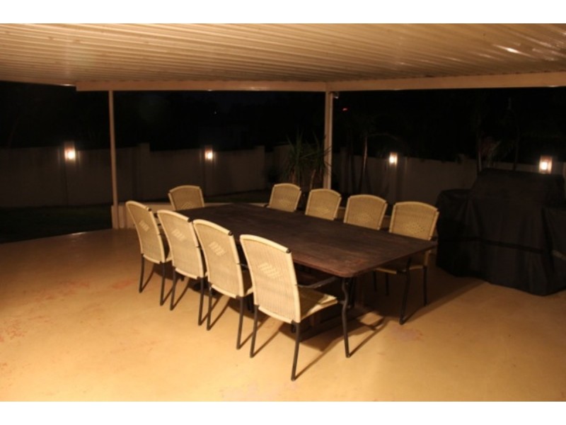 6 Hilarie Avenue, Springwood QLD 4127