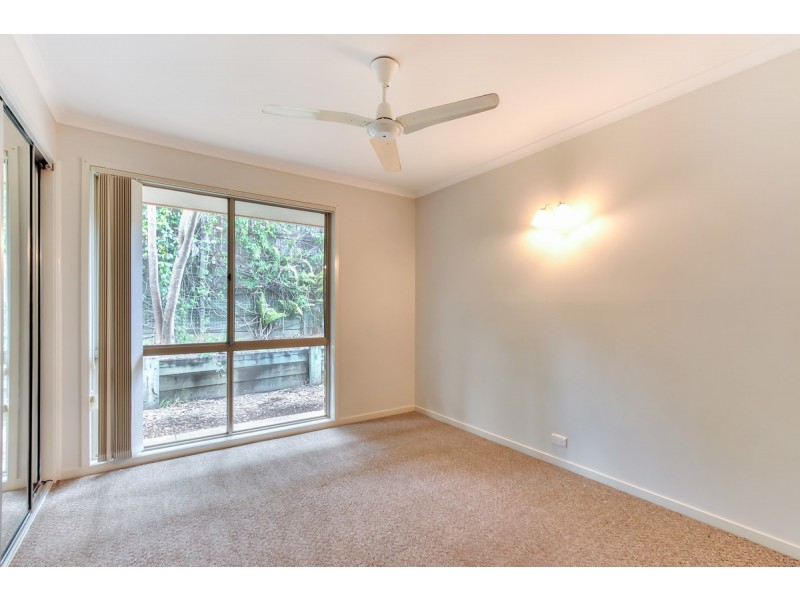 7 Mersing Court, Tanah Merah QLD 4128