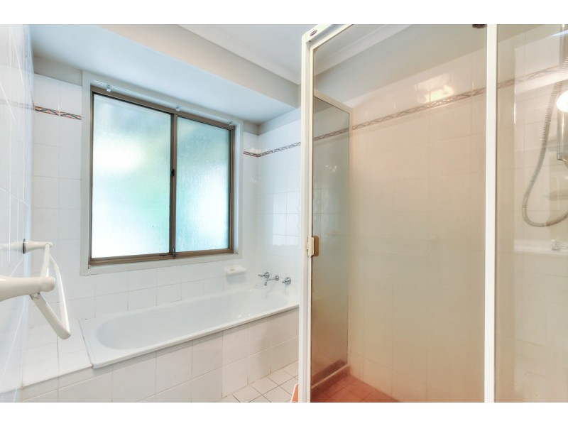 7 Mersing Court, Tanah Merah QLD 4128