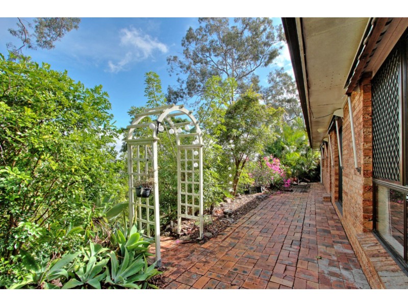 21 Amy Drive, Beenleigh QLD 4207