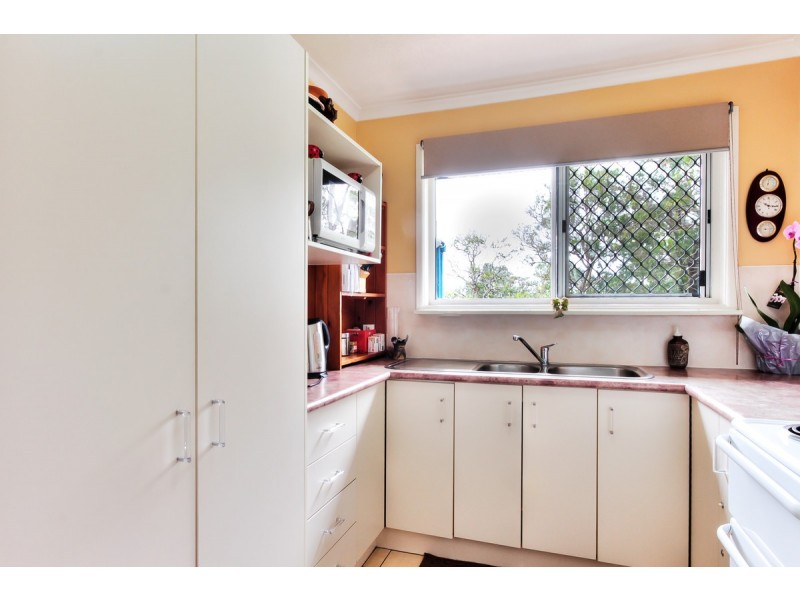 9 Petunia Court, Eagleby QLD 4207