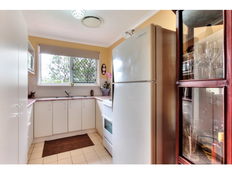 9 Petunia Court, Eagleby QLD 4207