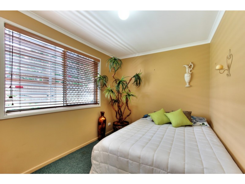 9 Petunia Court, Eagleby QLD 4207