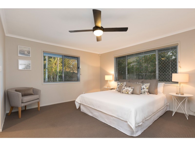 206 Plantain Road, Shailer Park QLD 4128