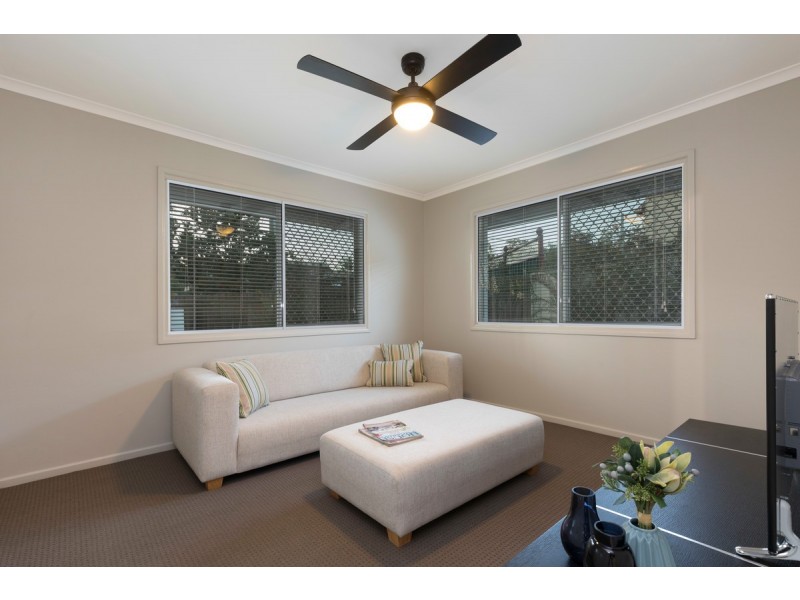 206 Plantain Road, Shailer Park QLD 4128