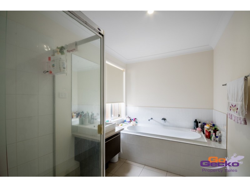 104 Valentine Circuit, Augustine Heights QLD 4300