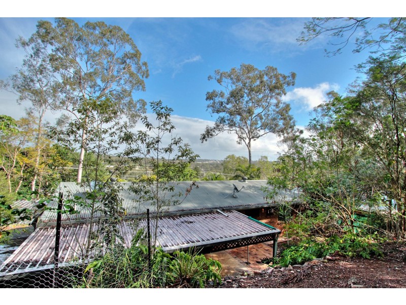 21 Amy Drive, Beenleigh QLD 4207
