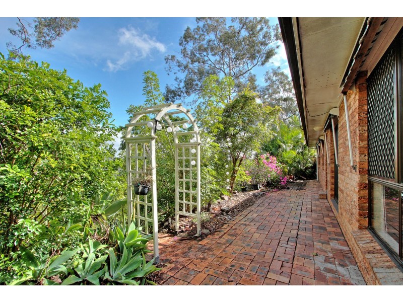 21 Amy Drive, Beenleigh QLD 4207