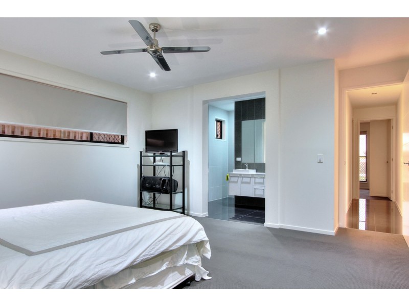 78 Skyview Avenue, Rochedale QLD 4123