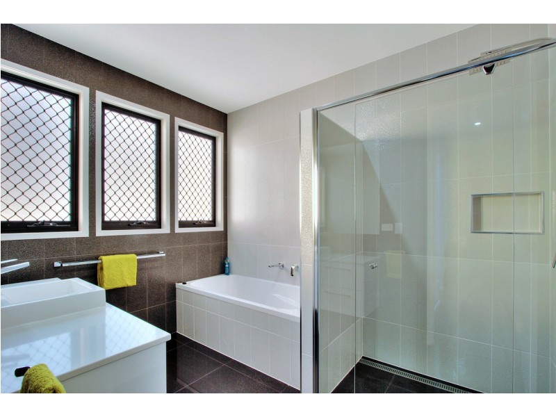 78 Skyview Avenue, Rochedale QLD 4123