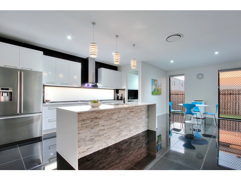 78 Skyview Avenue, Rochedale QLD 4123